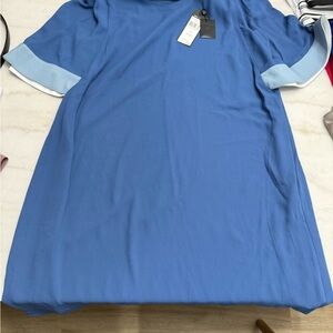 BCBG MAXAZRIA Blue Short Sleeve Dress